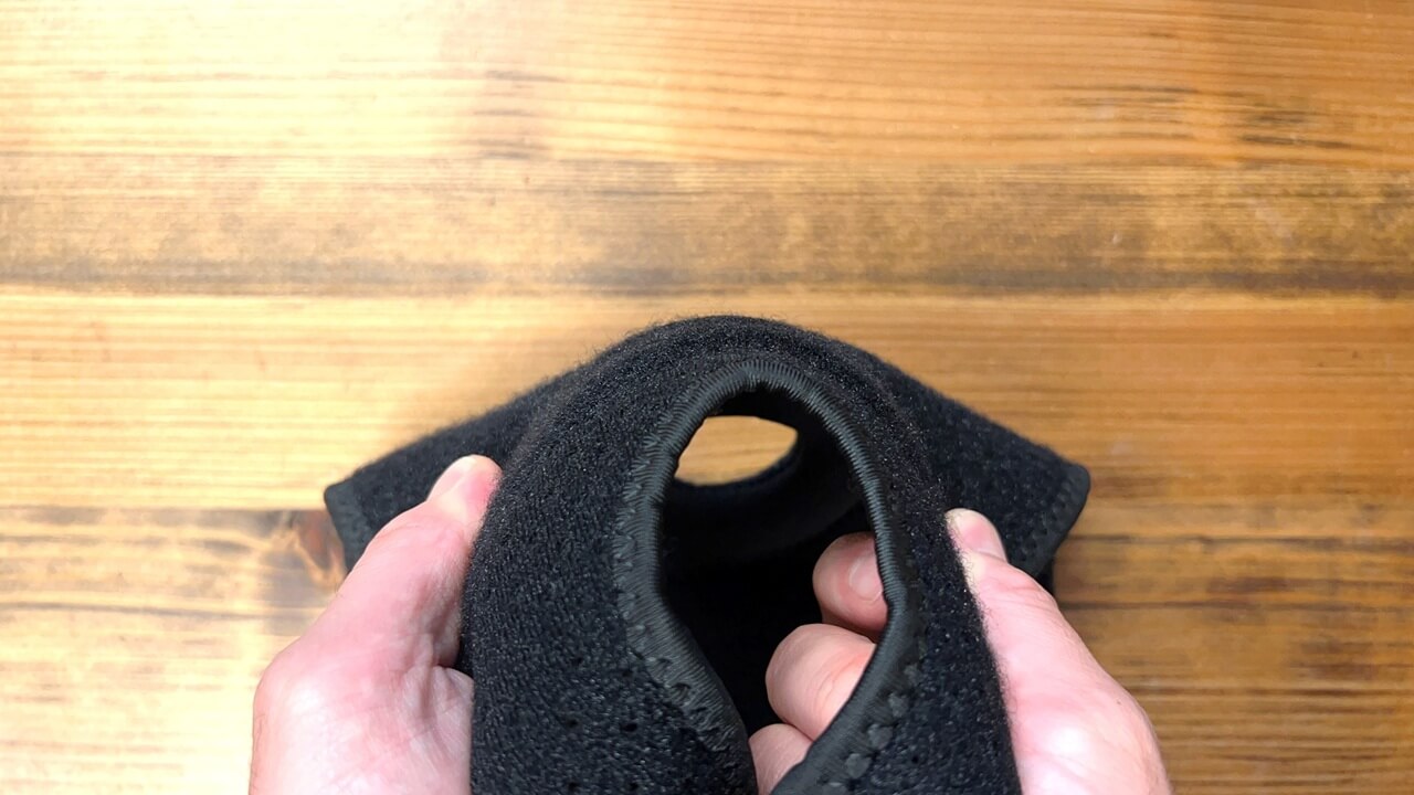 サイドボーンの柔軟性